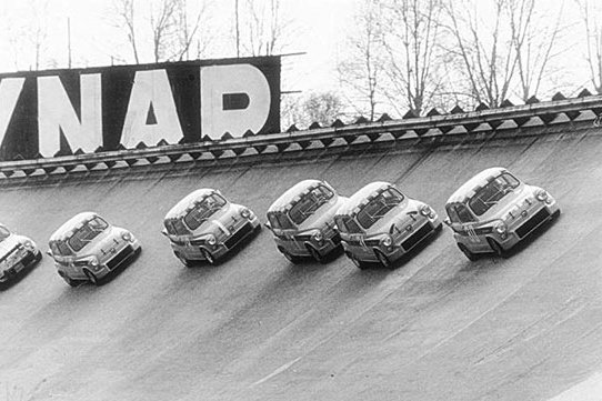 <strong>Monza 1966</strong><small>© FIAT 500 et dérivés CLUB DE FRANCE</small>